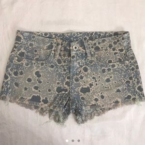 BLANK NYC printed shorts